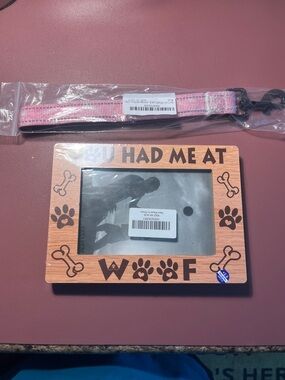 🐕 Pink Dog Collar with Paw Print Photo Frame